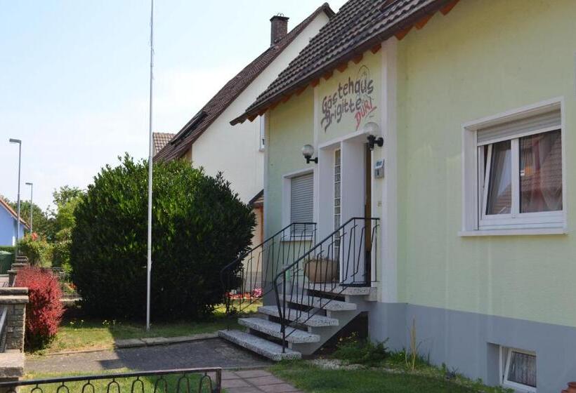 Пансион Gästehaus Brigitte Duri