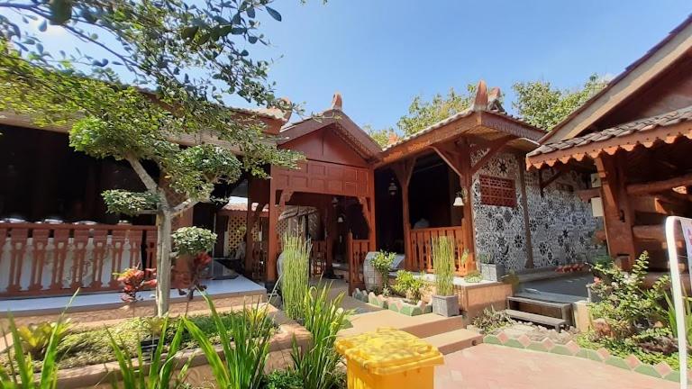 بنسيون Joglo Wismono Prambanan