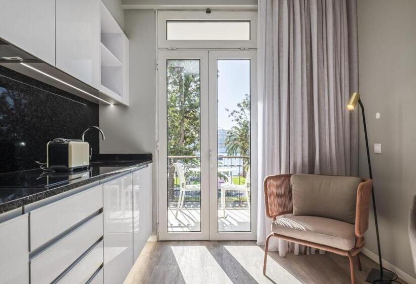 Пансион King David Suites By Madeira Sun Travel