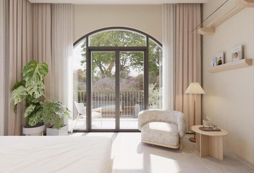 پانسیون La Garden Villa