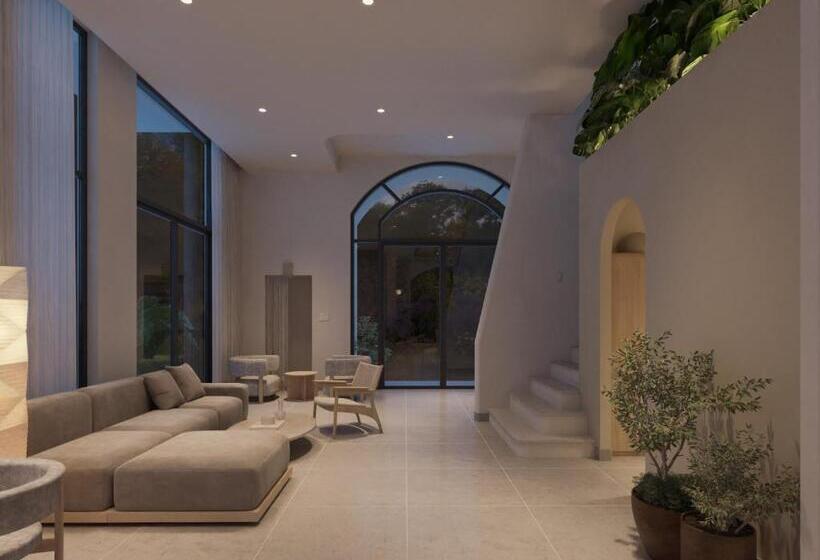 پانسیون La Garden Villa