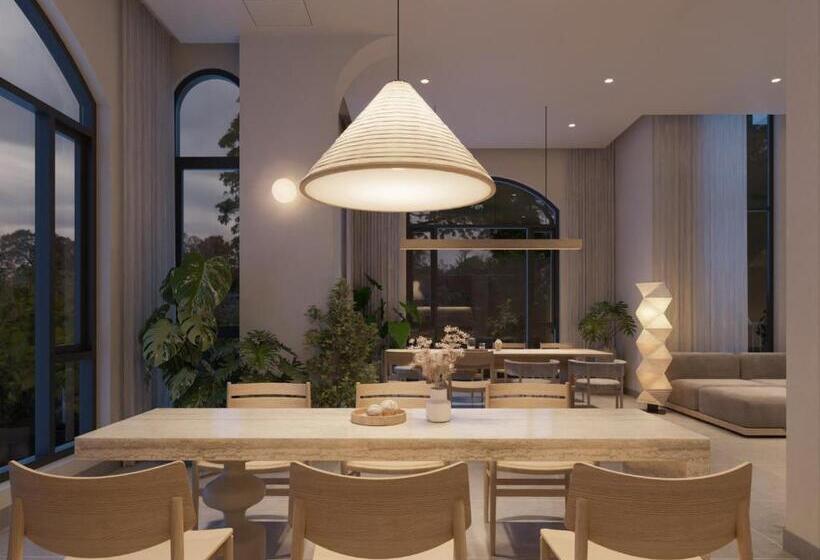 پانسیون La Garden Villa