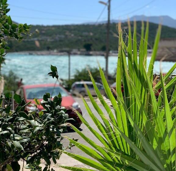 پانسیون Oxhaku Guest House