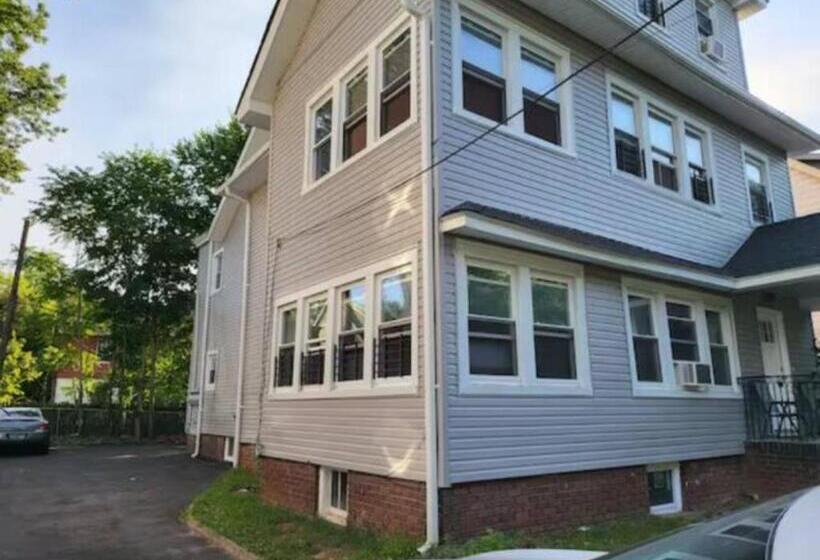 פנסיון Pomona Rm#3, 1st Floor Near Ewr Airport/nyc/ny