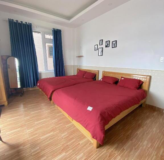 پانسیون Sapphia House