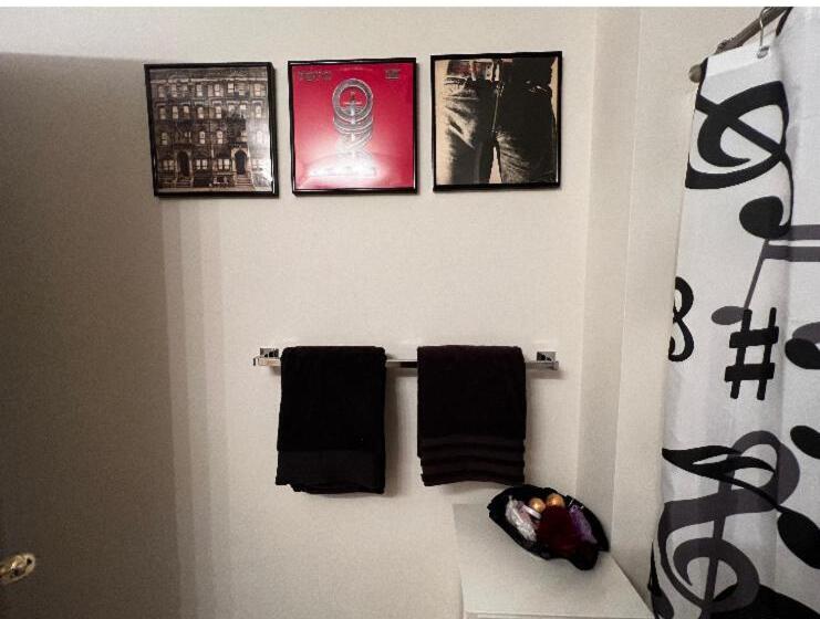 بنسيون The Music House