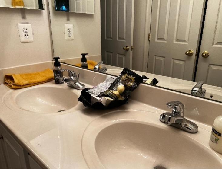 بنسيون The Music House