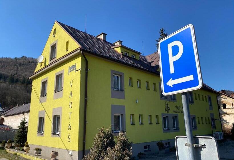 ペンション Turistická Ubytovňa Vartáš