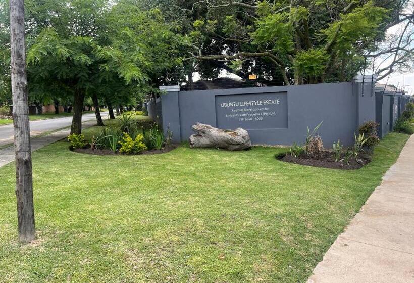 بنسيون Ubuntu Lifestyle Estate