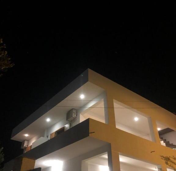 پانسیون Villa Elite Ksamil