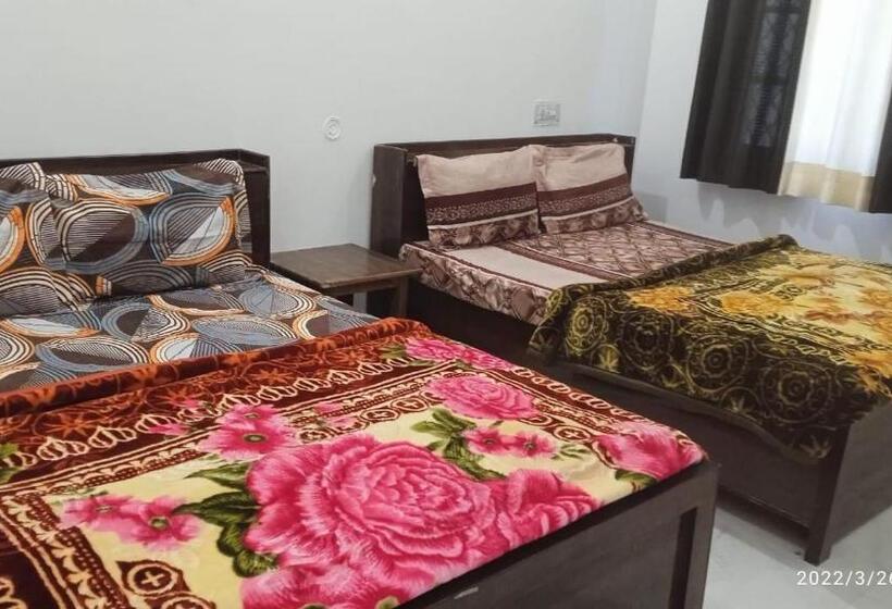 Utterkashi Prithvi Yatra Hotels