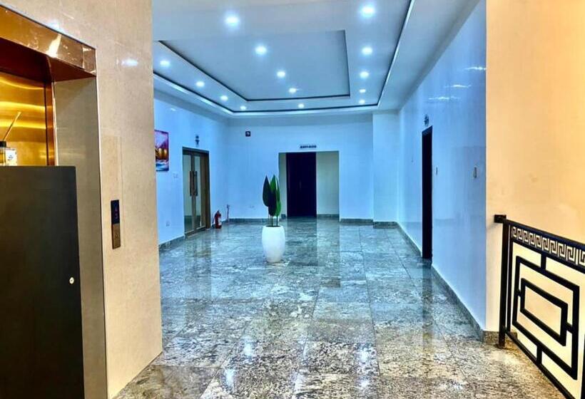 Rove Luxury Hotel And Suites