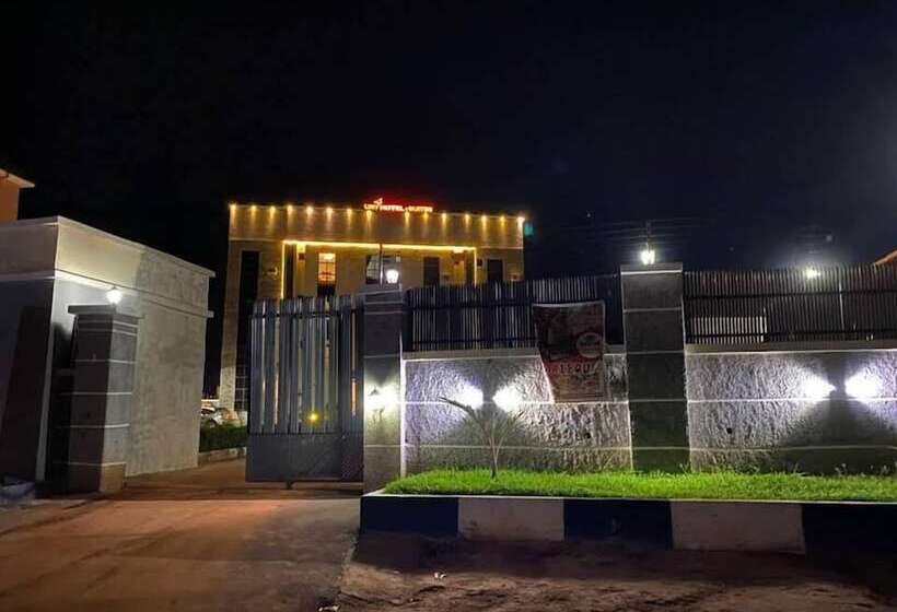 Rove Luxury Hotel And Suites