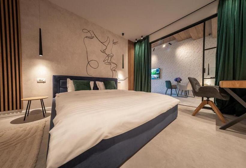 The Public Aparthotel 3