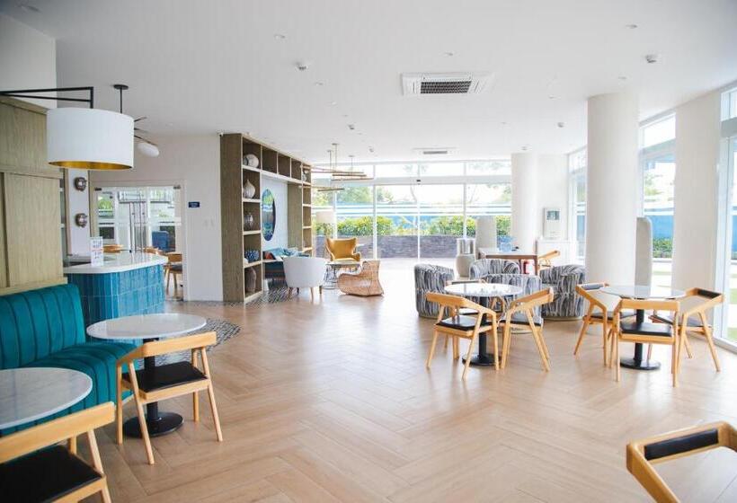 Bali Inspired With Man Made Beach View, Ps4, Instax, Karaoke & Netflix