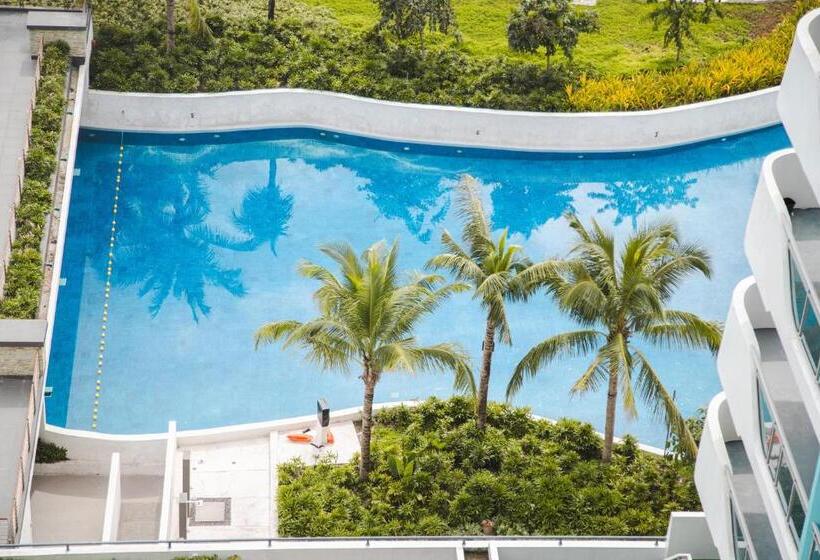 Bali Inspired With Man Made Beach View, Ps4, Instax, Karaoke & Netflix