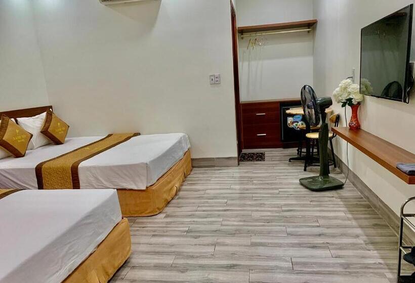 Отель Khách Sạn Xanh Tốt Flc Sầm Sơn