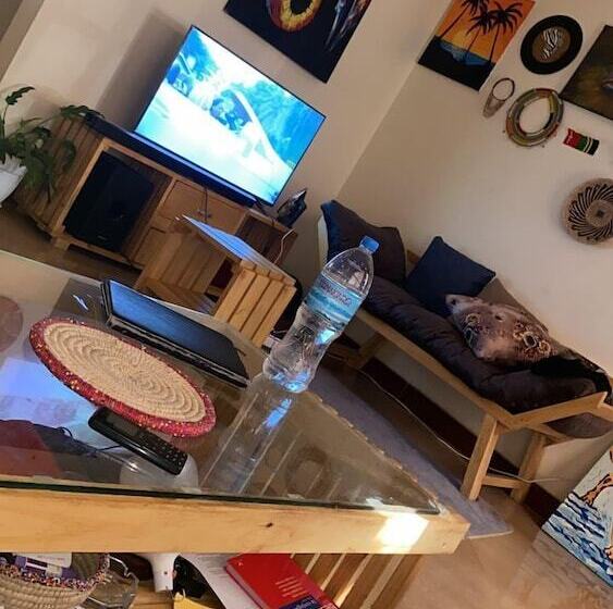 ユースホステル A Cozy Home Stay In Arusha Catus House