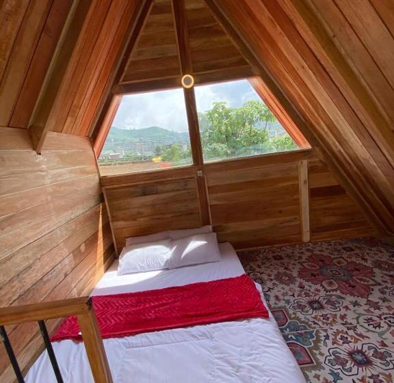 فندق صغير Martos Villa Dieng