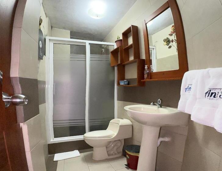 Ani S Hotel Y Restaurant