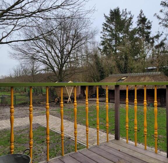 B&b T Maartensdijkse Bos