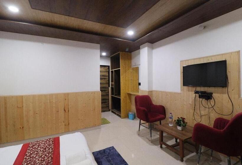 住宿加早餐  Backwoods Suites Shimla