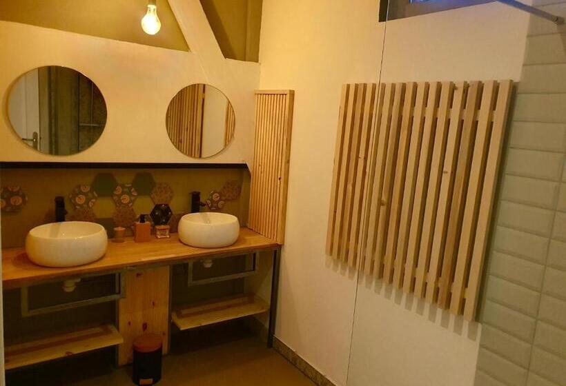 ベッドアンドブレックファースト Chambres D Hôtes Du Domaine De Bourbacoup