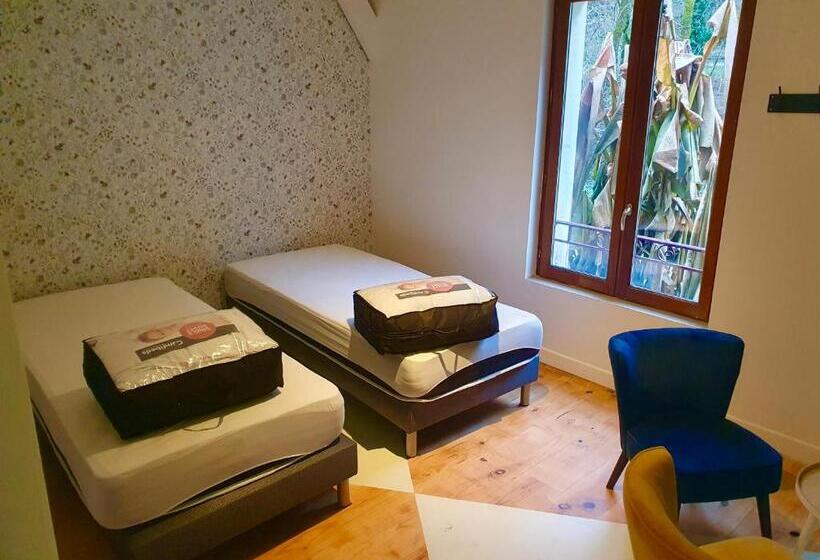 ベッドアンドブレックファースト Chambres D Hôtes Du Domaine De Bourbacoup