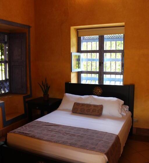 ベッドアンドブレックファースト Finca Hotel La Masia