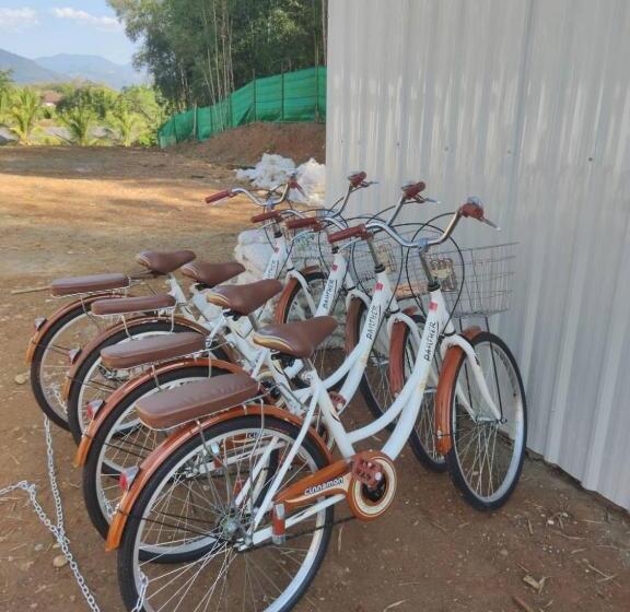 住宿加早餐  Heaven Villa At Pua น่าน