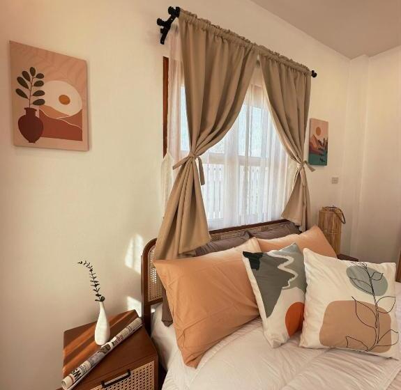 住宿加早餐  Heaven Villa At Pua น่าน