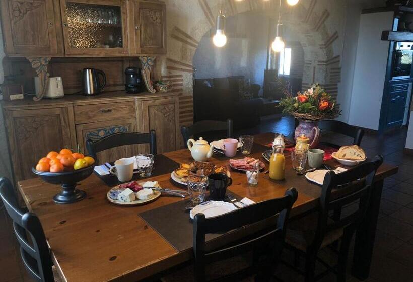 Bed and Breakfast La Fezendes