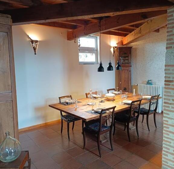 Bed and Breakfast La Fezendes