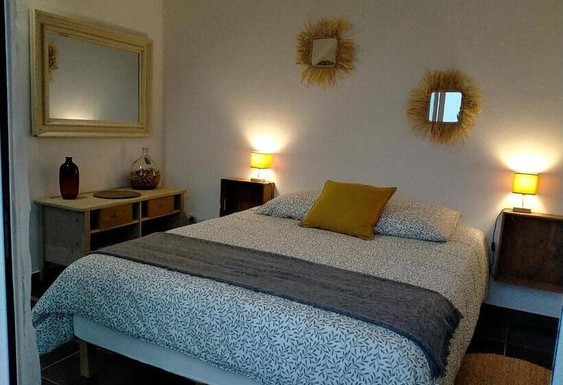 Bed and Breakfast La Fezendes