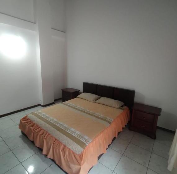 住宿加早餐  Posada De Zory