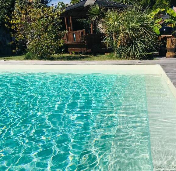 مبيت وإفطار Le Jardin Des Portes