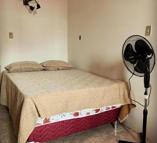 住宿加早餐  Pousadaadonai E Lanchonete