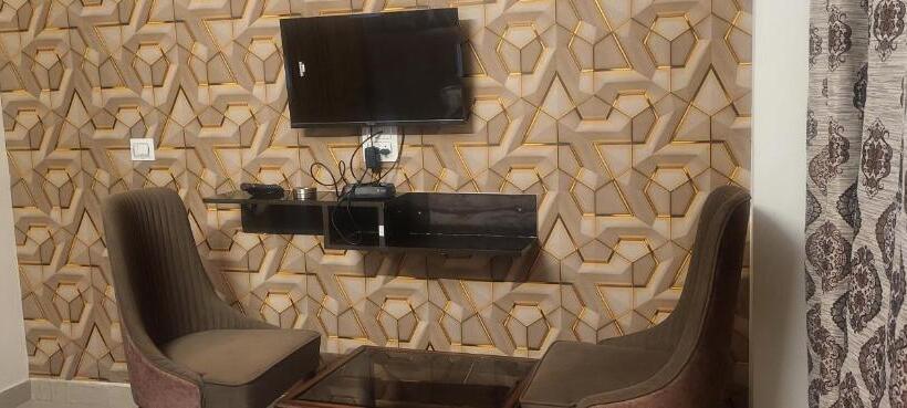 Bed and Breakfast The Aston Hills A Luxury Stay , Shimla