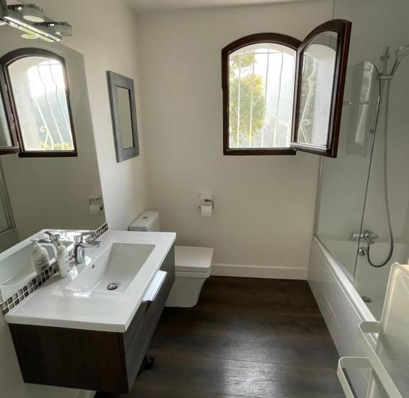 Bed & Breakfast At Villa Monti