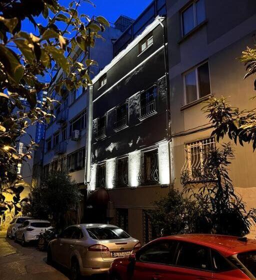 Comelivego Cihangir 12