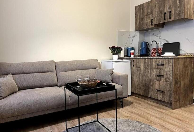 Comelivego Cihangir 12