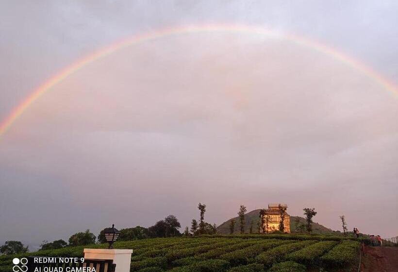 Gee Resort & Heights