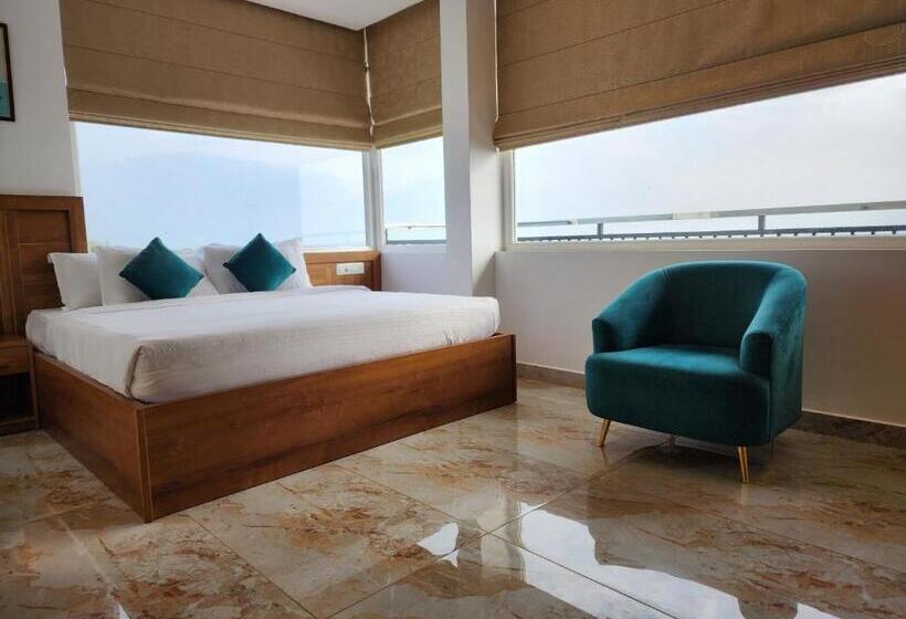 Gee Resort & Heights