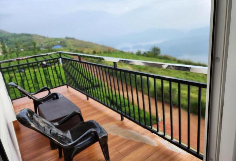 Gee Resort & Heights