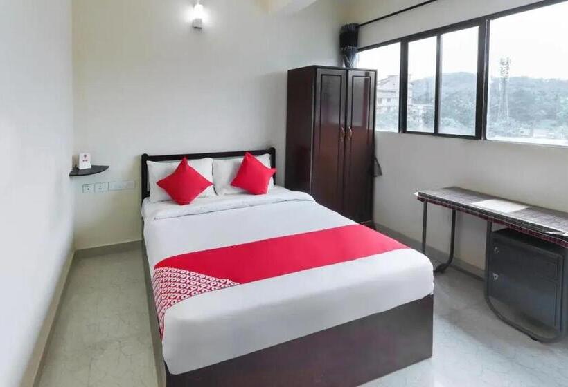 Green Castle Residency