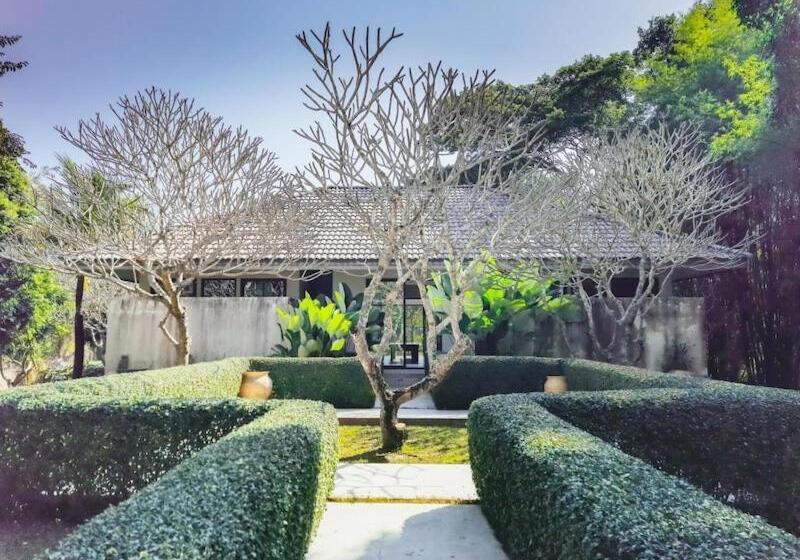 Hotelli ศรีเวียงโฮเทลรีสอร์ท