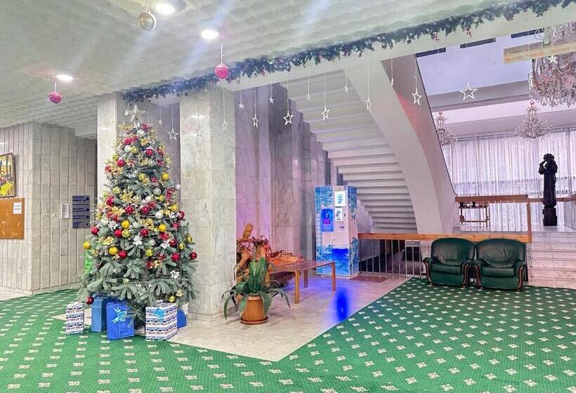 هتل санаторий аврора