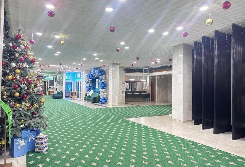 هتل санаторий аврора