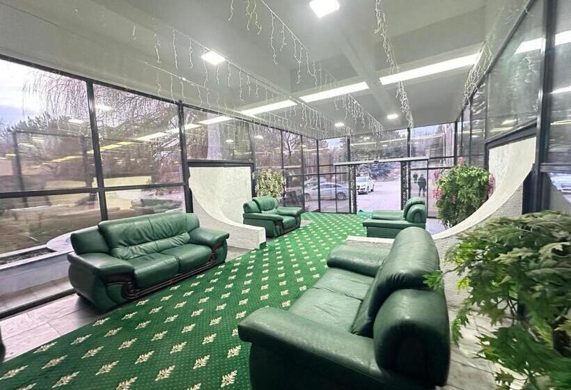 هتل санаторий аврора