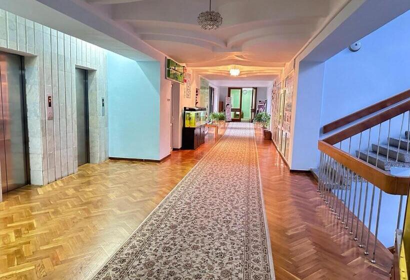 هتل санаторий аврора